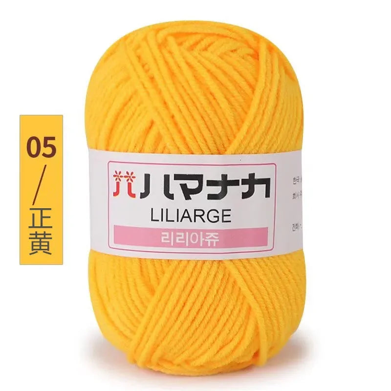 Milk Sweet Soft Cotton Baby Knitting Wool Yarn Thick Yarn Fiber Velvet Yarn Hand Knitting Wool Crochet Yarn for DIY Sweater