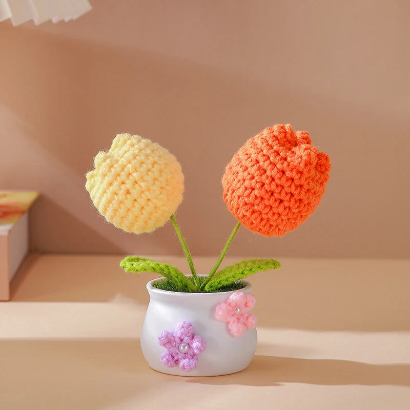 Creative Kintted Flower Potted Mini Artificial Flowers Plant Hand Woven Crochet Tulips Flower Finished Potted Home Decor Gift