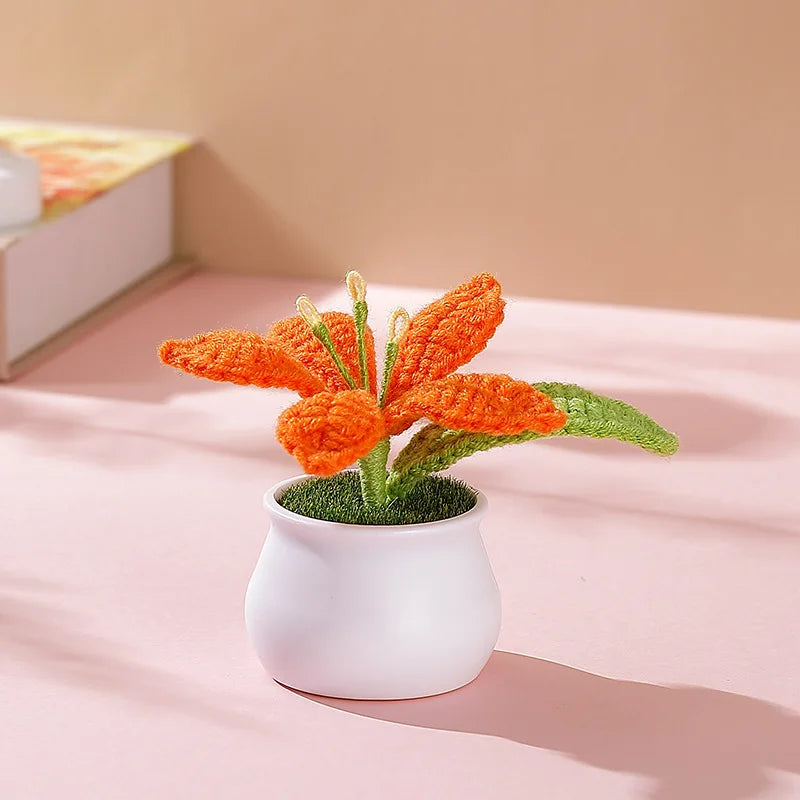 Creative Kintted Flower Potted Mini Artificial Flowers Plant Hand Woven Crochet Tulips Flower Finished Potted Home Decor Gift