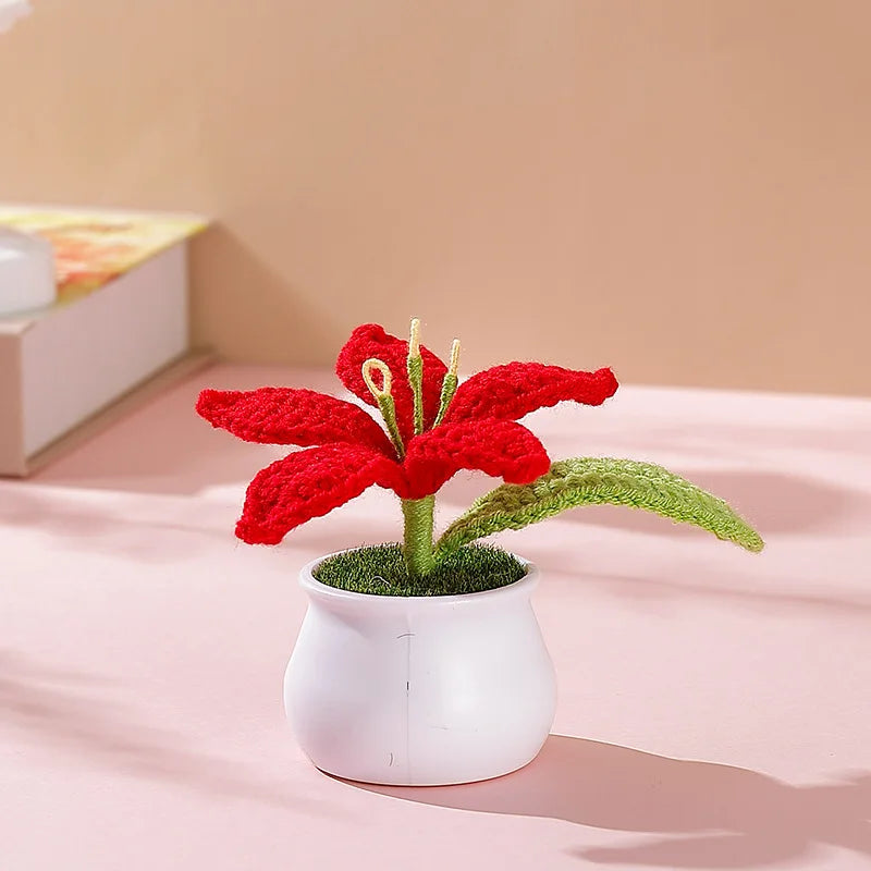 Creative Kintted Flower Potted Mini Artificial Flowers Plant Hand Woven Crochet Tulips Flower Finished Potted Home Decor Gift