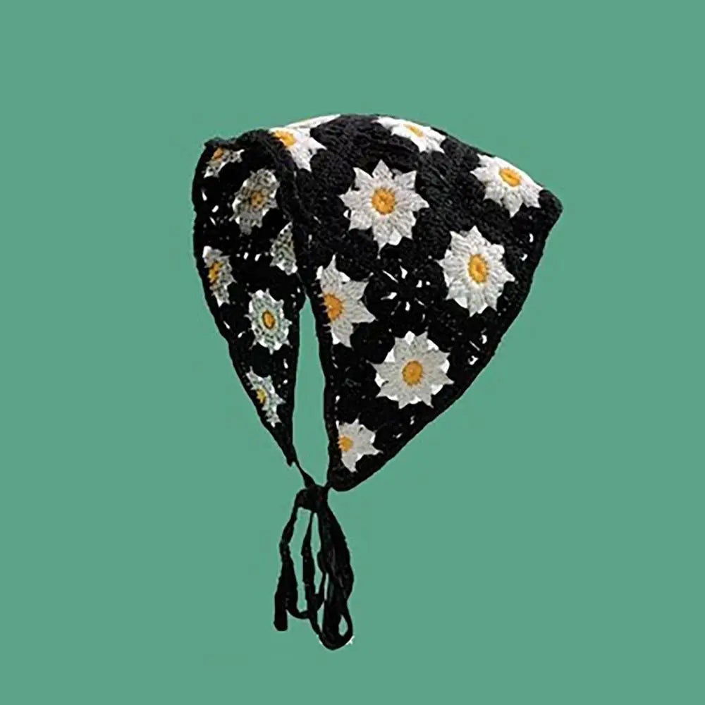 Retro Knitted Triangle Headband Crochet French Pastoral Style Girl Flower Headscarf Handmade Hollow Beach Vacation Headkerchief