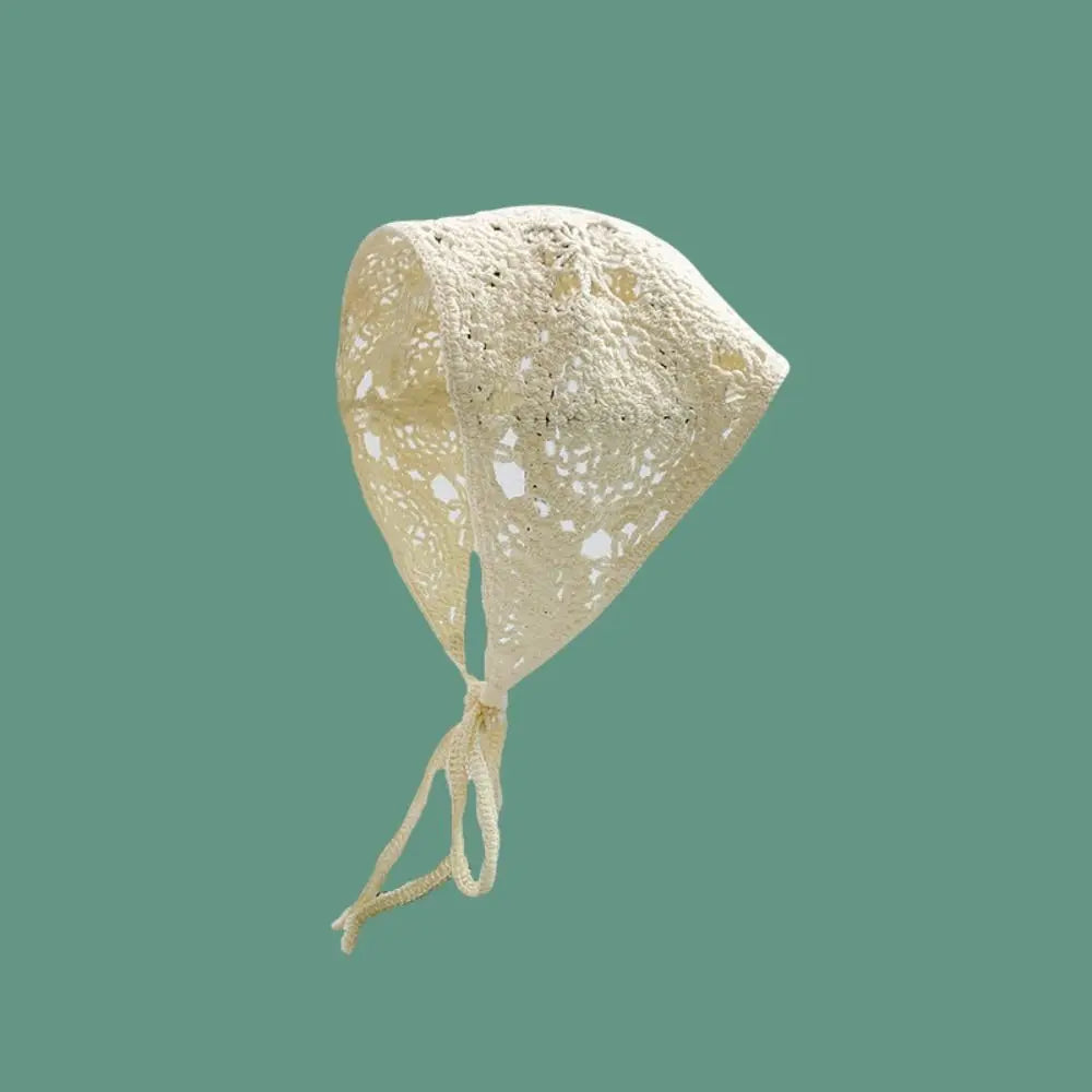 Retro Knitted Triangle Headband Crochet French Pastoral Style Girl Flower Headscarf Handmade Hollow Beach Vacation Headkerchief